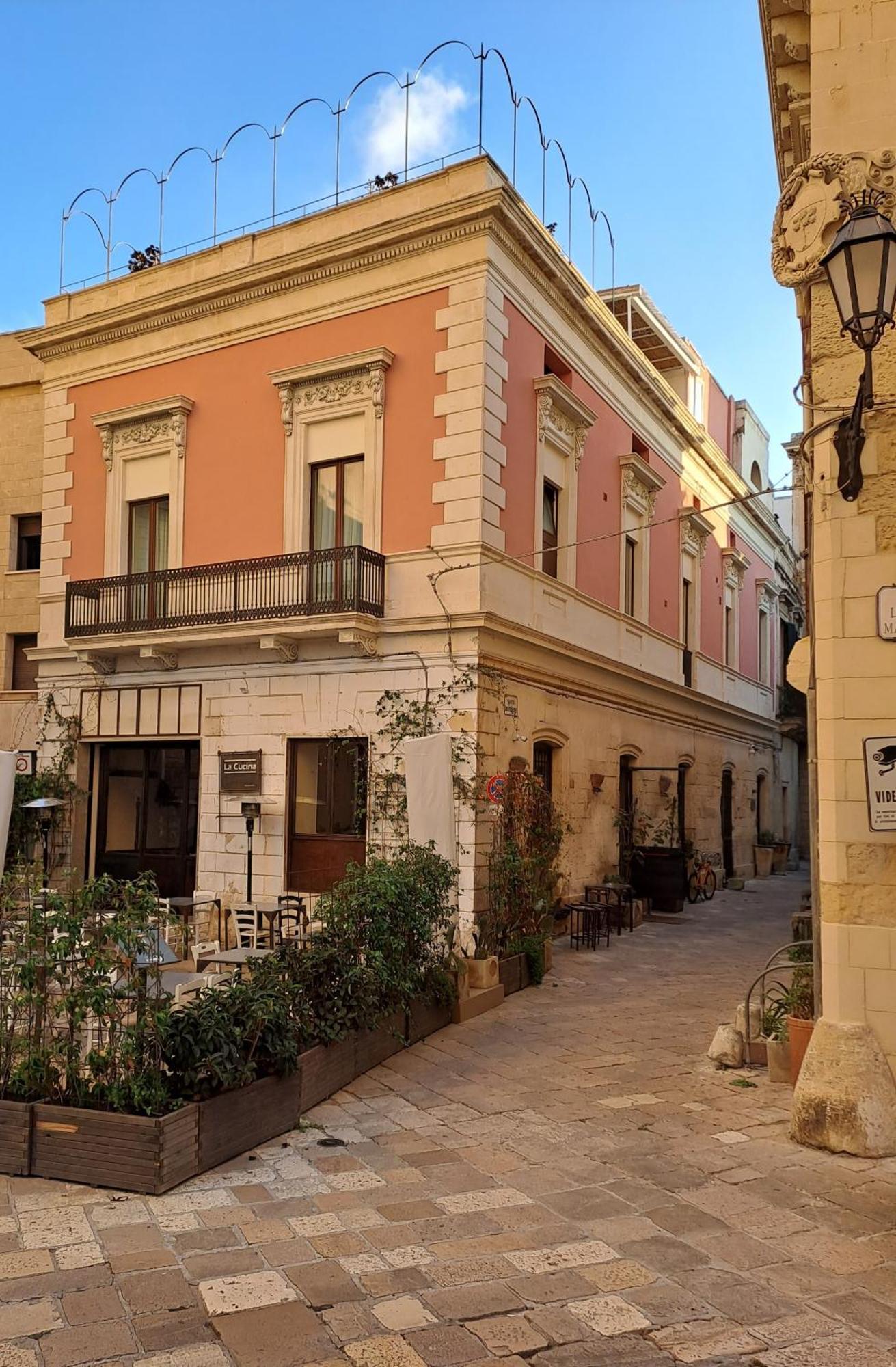 Palazzo Dei Tolomei Bed & Breakfast Lecce Exterior foto